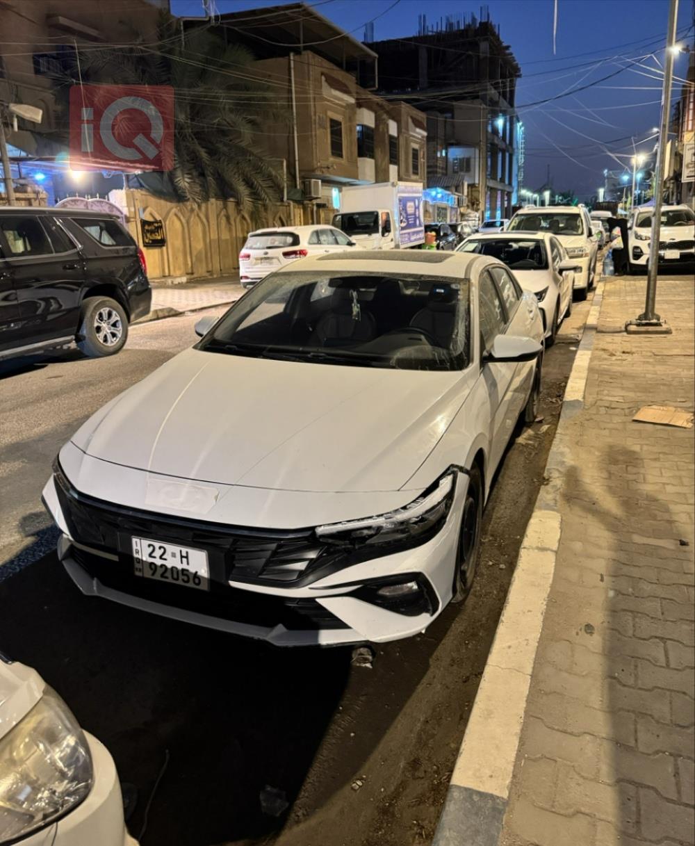هیوندای ئەلەنترا